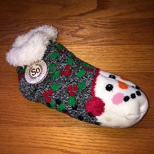 💜3 FOR $10💜 Fuzzy Holiday Slippers